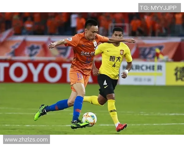 左翼卫成曼联最大短板!球迷呼吁30岁老将方位前移 左翼卫成曼联最大短板!球迷呼吁30岁老将方位前移